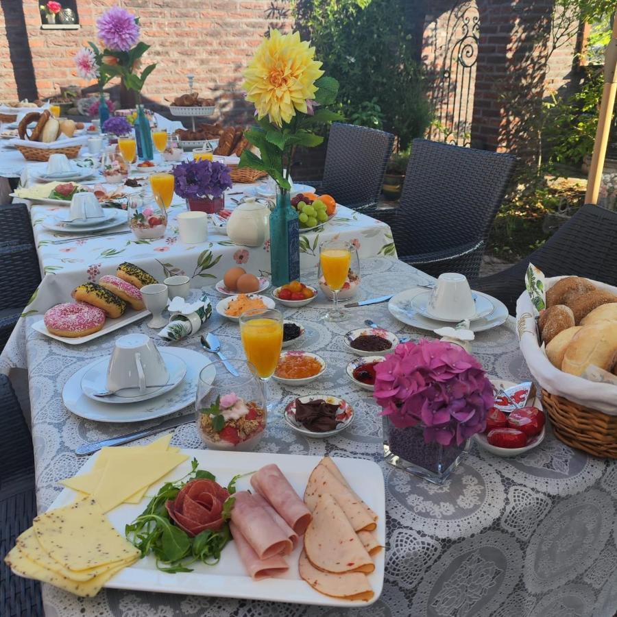 Neerpelt La Rose B&B 외부 사진
